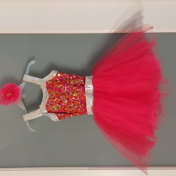 Dance Costume - Picture 5 of 8